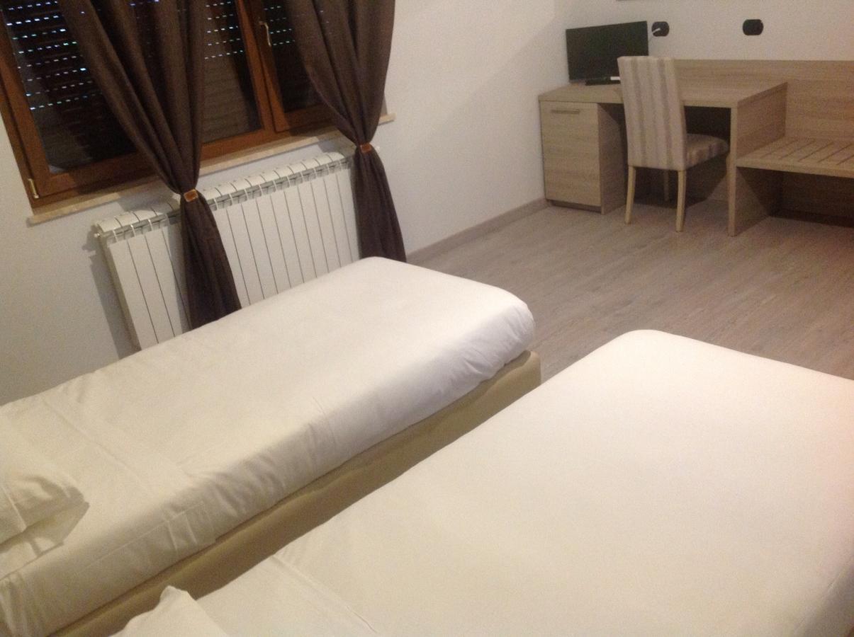 Il Borghetto Hotel Ristorante Lamezia Terme Dış mekan fotoğraf