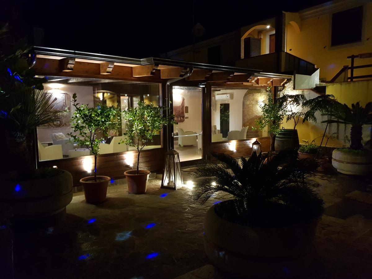 Il Borghetto Hotel Ristorante Lamezia Terme Dış mekan fotoğraf