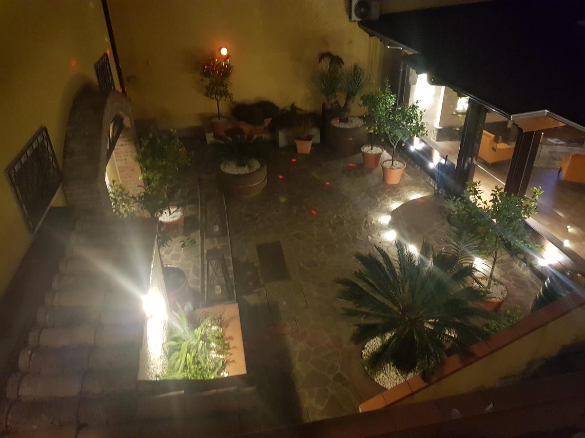 Il Borghetto Hotel Ristorante Lamezia Terme Dış mekan fotoğraf